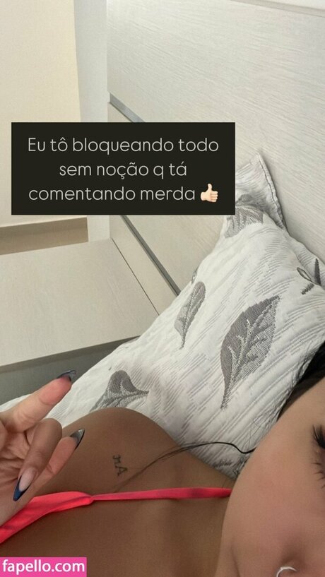 Sabrina Takeuchi star du porno en haute qualité image