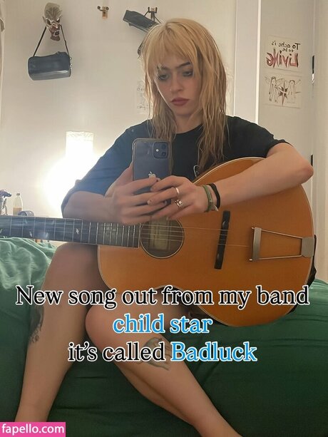 wormsheriff actrice sexy photo