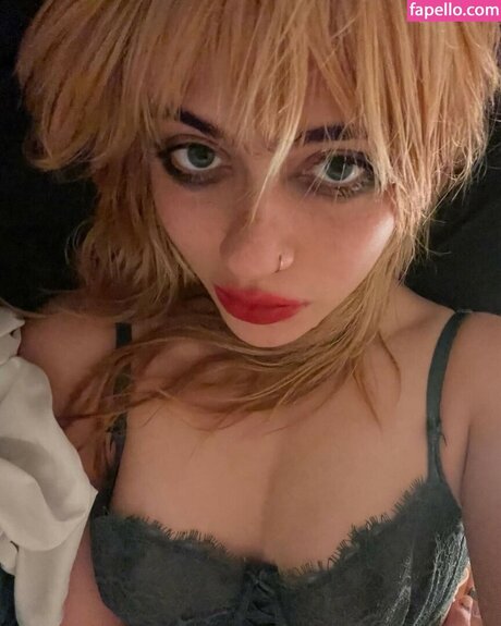 wormsheriff modèle xxx des photos