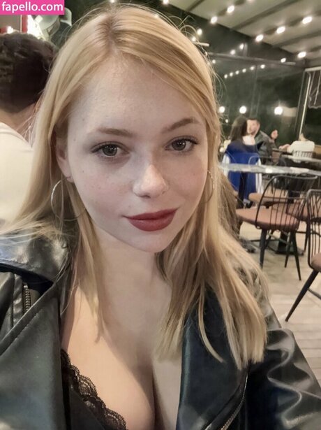 biranset étoile érotique img