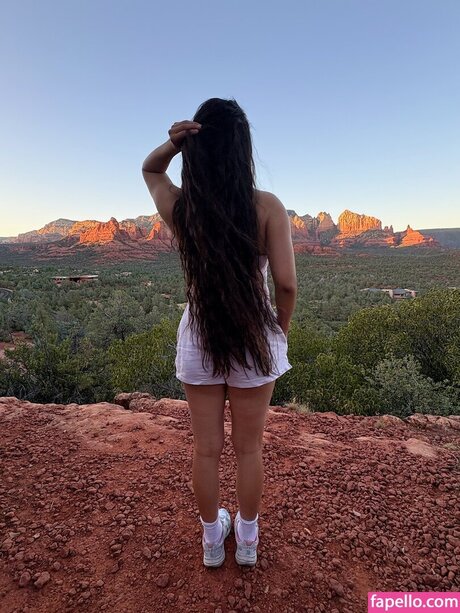 Kimprecioustso modèle hd images