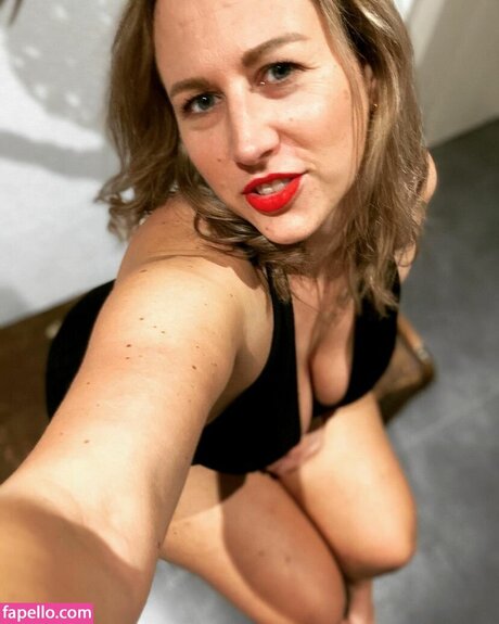 Kathy__Deep star du porno exclusive galerie