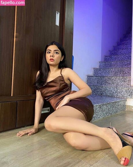 Akshita Rai Shrivastava star du porno nue photos