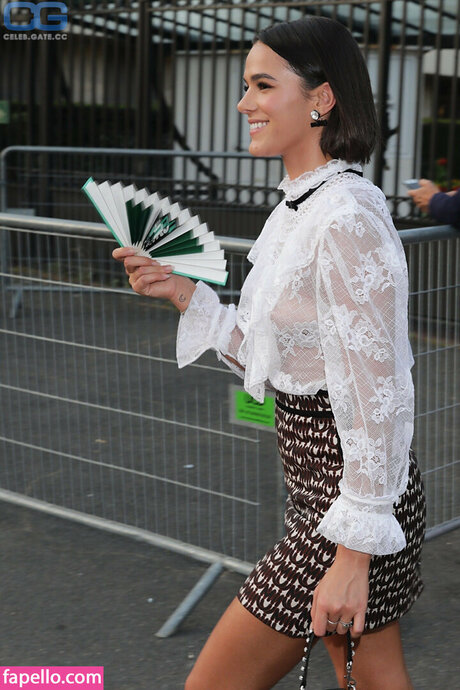 brunamarquezine belle star du porno galeries