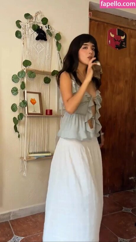 Om4ly mannequin photos