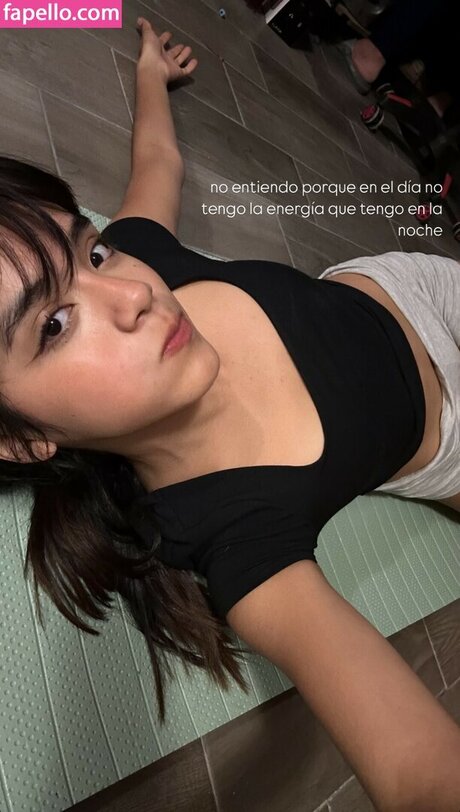 Om4ly modèle adulte galerie