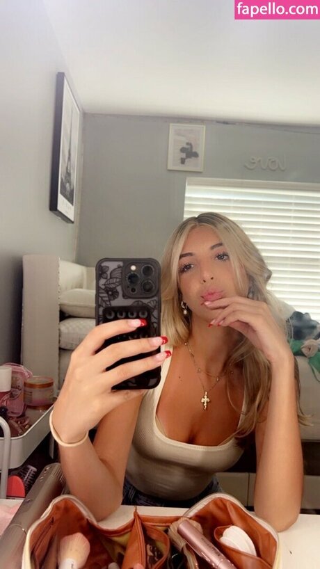 Lyla Lane actrice xxx archive