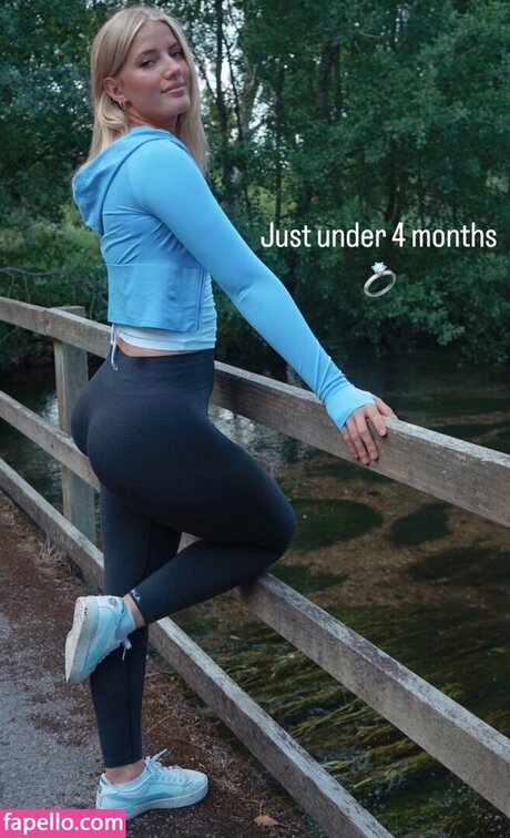 Issy Anderson actrice artistique images