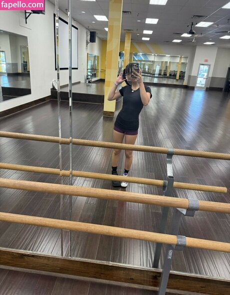 Angelina Fishtank actrice pornographique collection