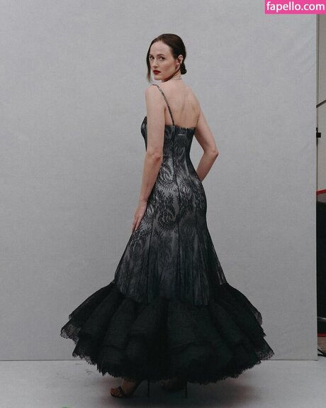 Renate Reinsve modèle sexy photos