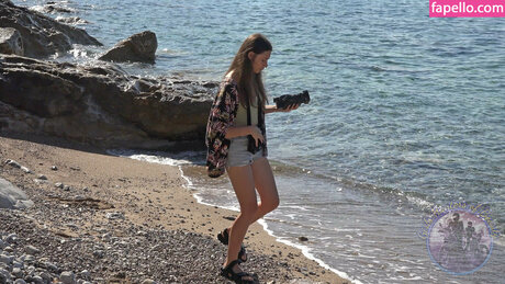 fellation publique onlyfans assez érotique photo