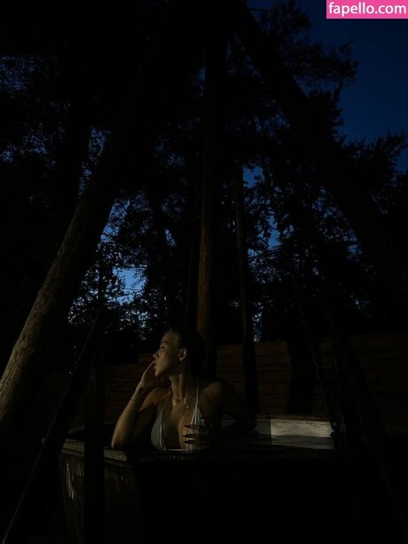 Dasha Grivina actrice artistique collection