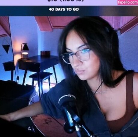 Honeyxxo étoile de l'art galeries