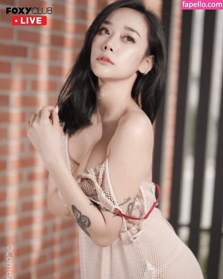 meguspusita actrice de nus galeries