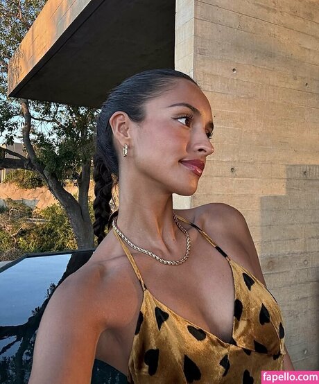 Alexandra Saint Mleux top star des photos