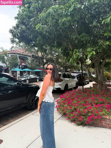 Izzy Moreno mannequin des photos