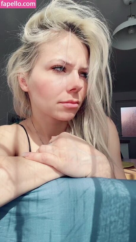 pawg rousse uniquementfans art xxx des photos