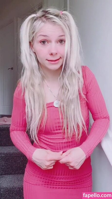 SmileyDani158 actrice parfaite image