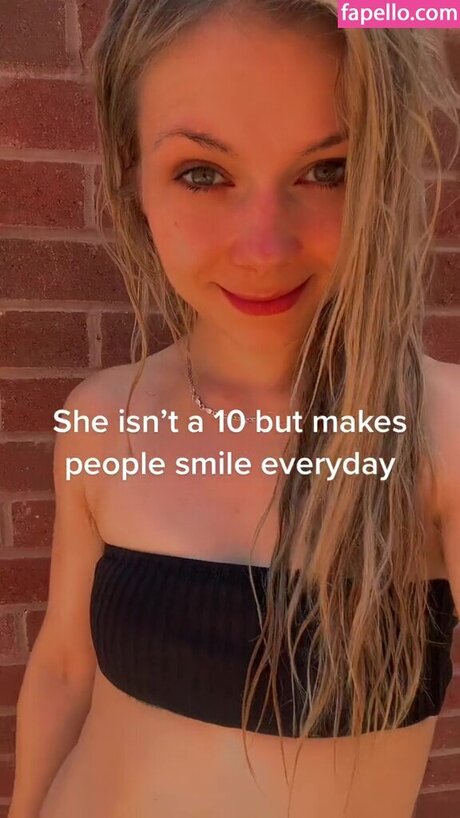 SmileyDani158 haut modèle des photos