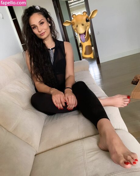 Katsiaryna Kavaleva modèle gratuit images