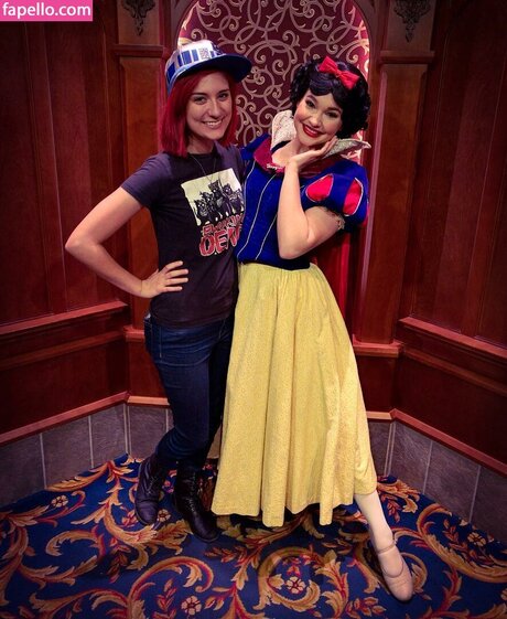 Brizzy Voices étoile nue archive