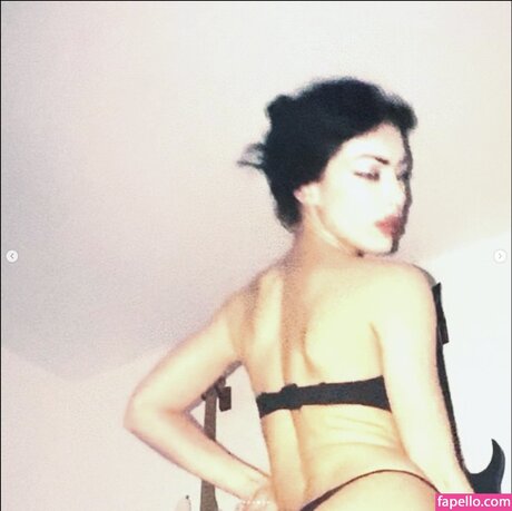 Georgia Twinn modèle xxx img