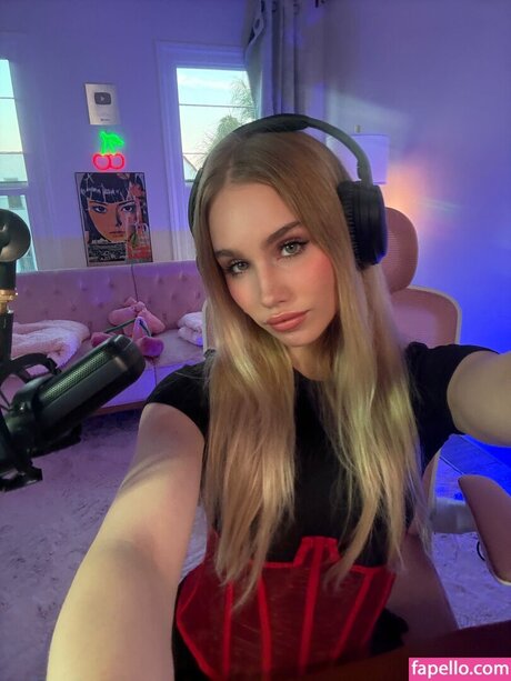 Colette Cherry star du porno érotique galeries