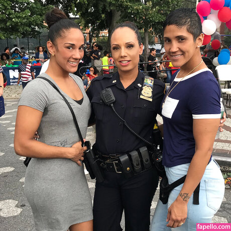 Amanda Serrano belle star du porno des photos