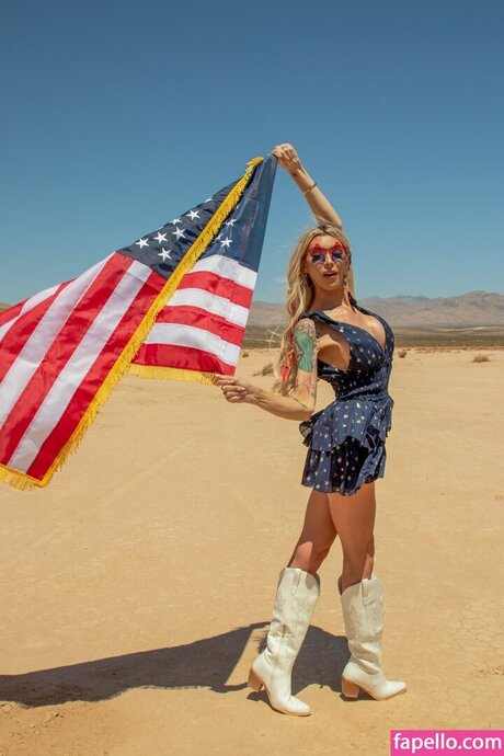 TS Aubrey Kate actrice porno image