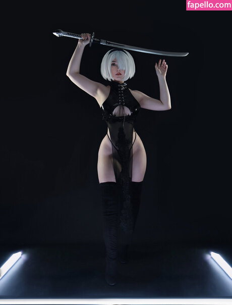 Nyeupe beau modèle des photos