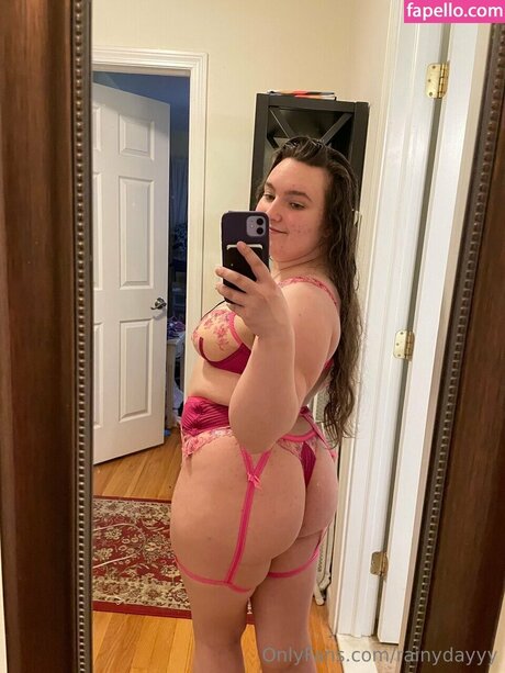 Rainydayyy3 star du porno xxx galerie