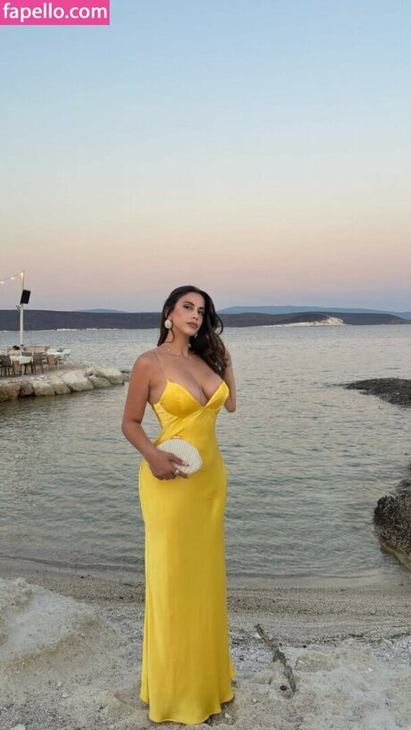 sseliingn modèle érotique images