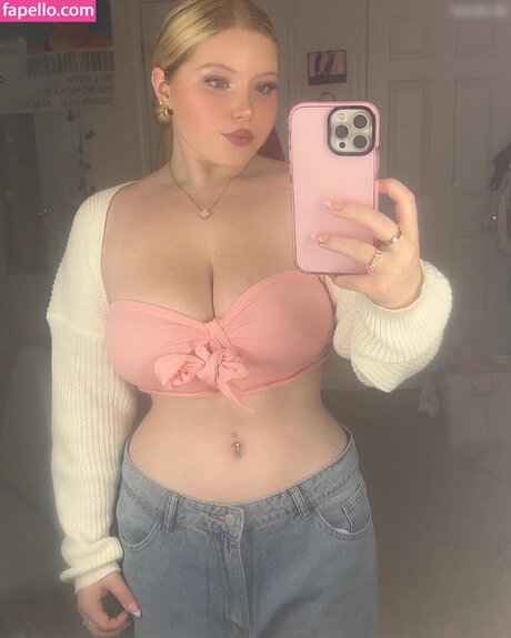 fans de gothique potelé uniquement nus exclusifs image