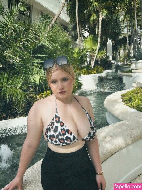 Sadie Stone modèle parfait photos