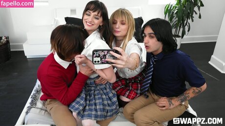 Evie Christian modèle xxx collection