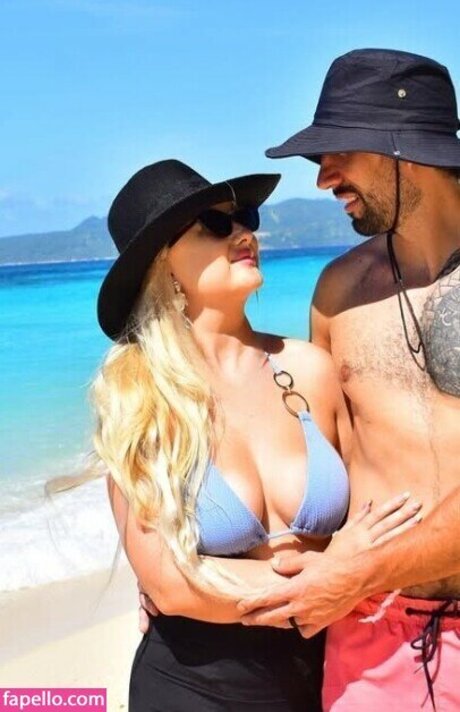 Amber Koltzow Bastick actrice artistique collection