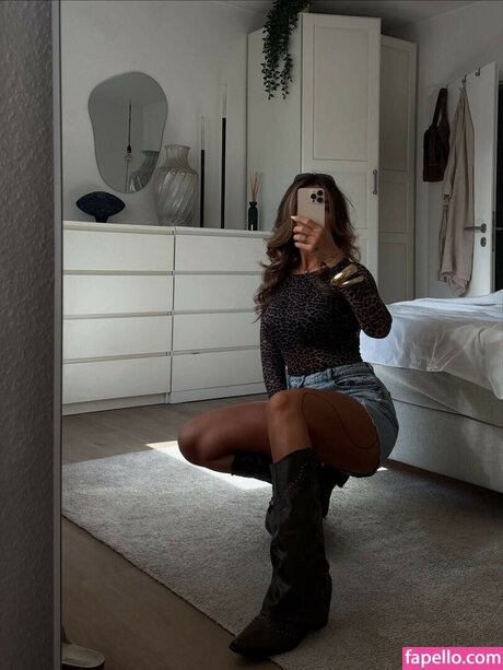 Diamond tears nus de stars du porno img