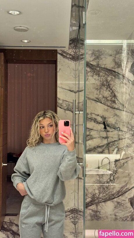 Megan Eugenio star du porno parfaite image