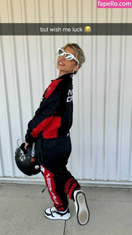 Megan Eugenio haut modèle des photos