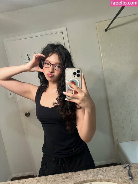 Outrovero modèle chaud galerie