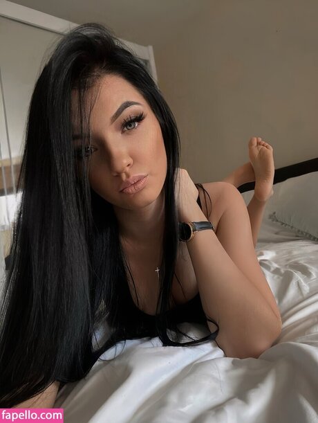 Anitkova beau modèle galerie