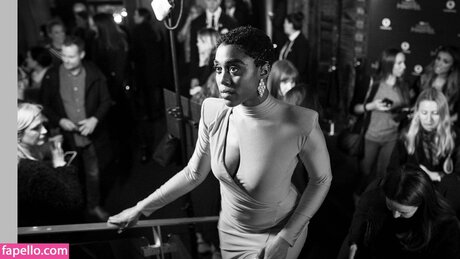 Lashana Lynch étoile sexy des photos