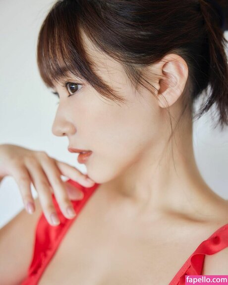 Tanaka Miku star érotique image