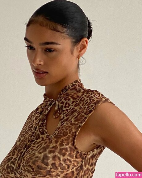 Alexis Carrington art étoile image