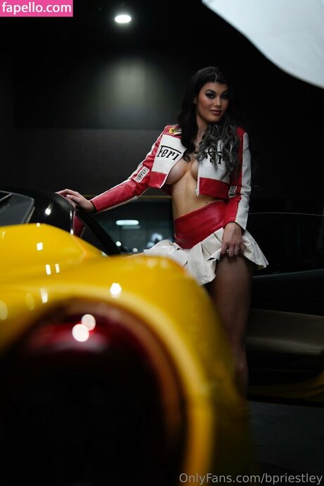 Bea Priestley étoile érotique images