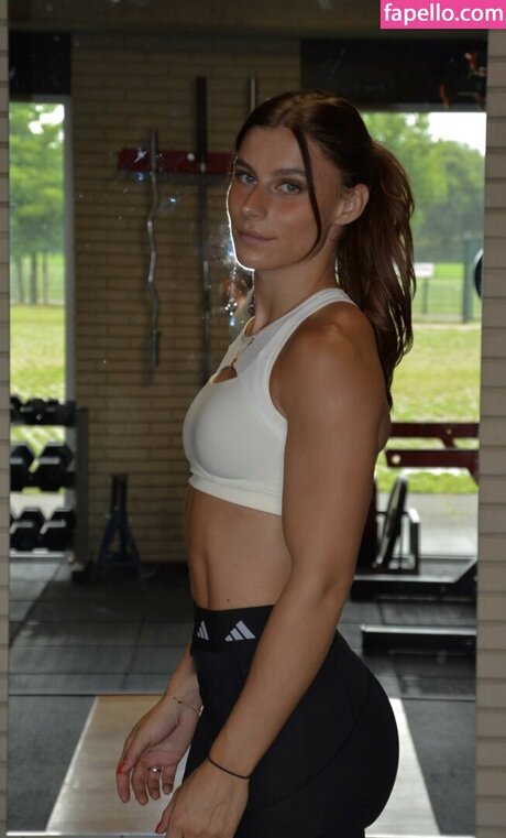 Demi Van Den Wildenberg actrice parfaite collection