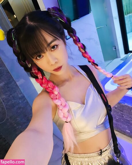 Wolfsbanee top star archive