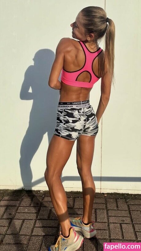 Fit By Aline nus star du porno image