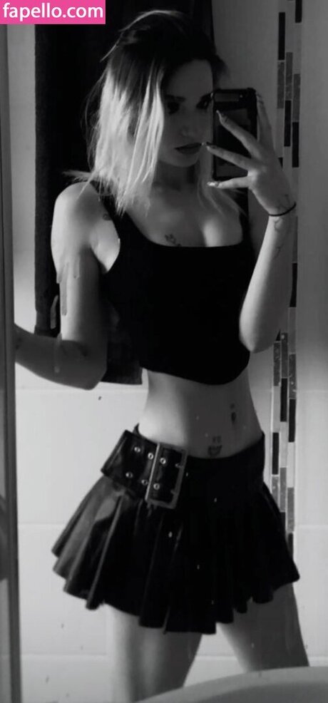 sky stn_ sexe star image