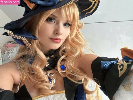 Avygenki étoile nue images